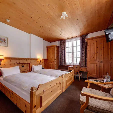 Hotel Parsenn 3*