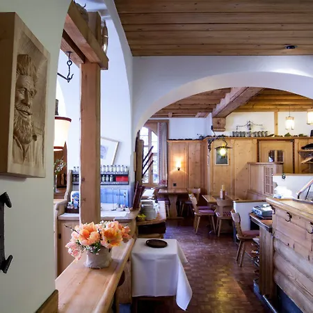 Hotel Parsenn 3*